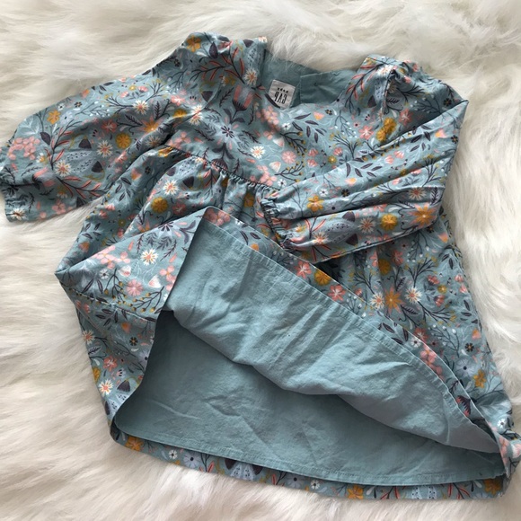 Baby Girl Dresses size 12-18 months - Picture 3 of 8